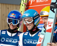 Drei Österreicher lagen nach dem Springen in Führung: Johannes Lamparter (AUT), Stefan Rettenegger (AUT), Franz-Josef Rehrl (AUT) (l-r).