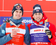 Der beste Läufer und der beste Springer: Vinzenz Geiger (GER), Jarl Magnus Riiber (NOR), (l-r)