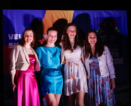 Fotoshooting der Damen beim Abschlussbankett: Tia Malovrh (SLO), Ema Volavsek (SLO), Silva Verbic (SLO), Teja Pavec (SLO), (l-r)