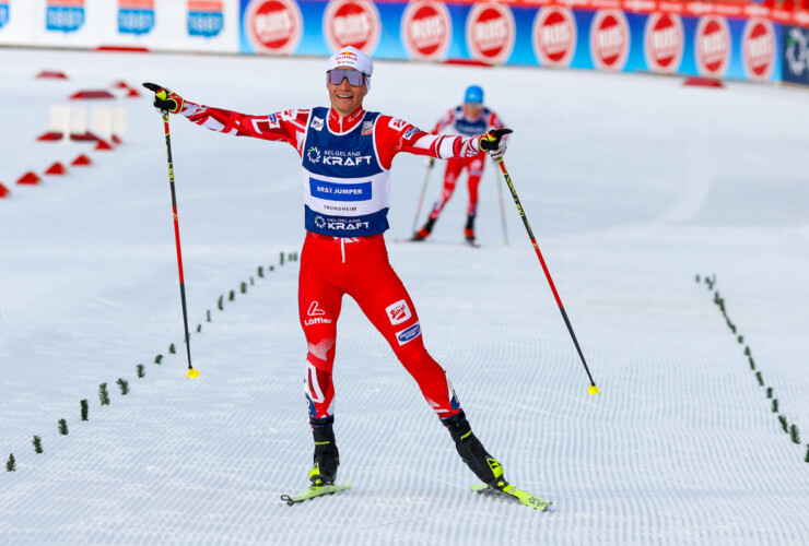 Johannes Lamparter (AUT) gewinnt den letzten Weltcup der Saison.