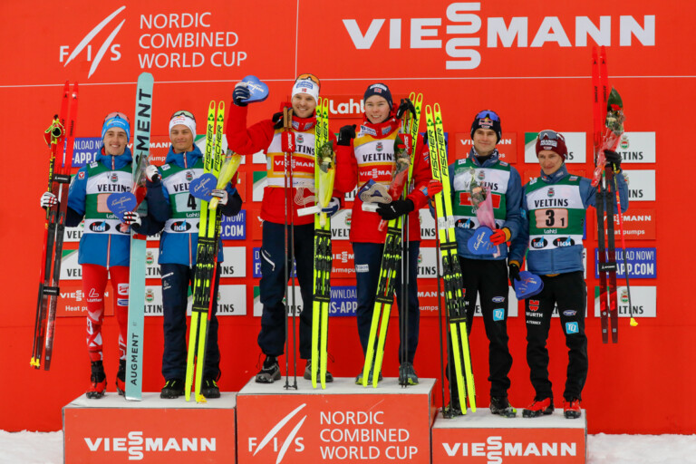 Das Podium des Teamsprints: Stefan Rettenegger (AUT I), Johannes Lamparter (AUT I), Joergen Graabak (NOR I), Jens Luraas Oftebro (NOR I), Vinzenz Geiger (GER II), Manuel Faisst (GER II), (l-r)