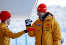 Heinz Kuttin (AUT, r), hier im Bild mit Tristan Sommerfeldt, verlässt die Nordischen Kombinierer und wird Bundestrainer der Skispringerinnen.