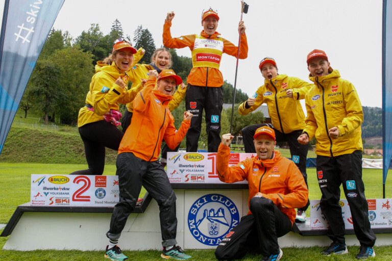 So sehen Sieger aus: Nathalie Armbruster (GER), Anne Haeckel (GER), Jenny Nowak (GER), Maria Gerboth (GER), Tim Kopp (GER), (l-r)