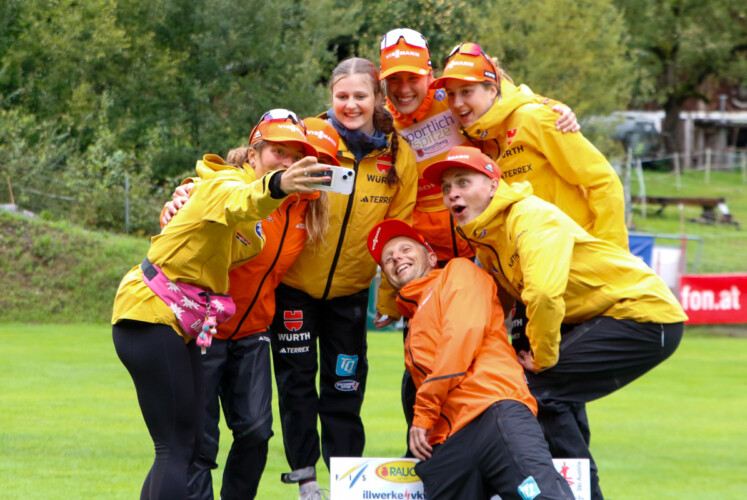 Nathalie Armbruster (GER), Anne Haeckel (GER), Jenny Nowak (GER), Maria Gerboth (GER), Tim Kopp (GER), (l-r)