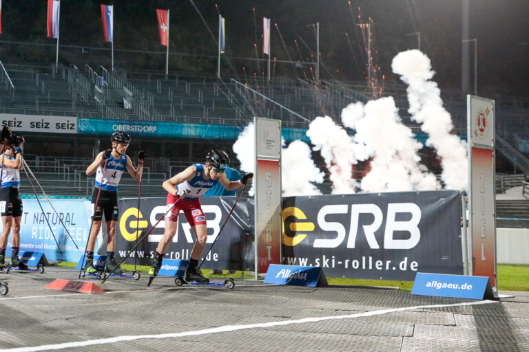 Böllerschüsse als Startsignal: David Mach (GER), Thomas Rettenegger (AUT), (l-r)