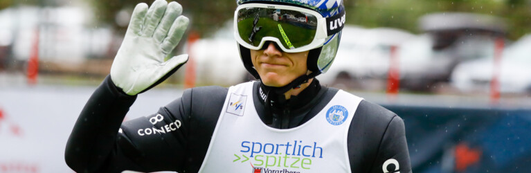 Kristjan Ilves (EST) gewinnt das Springen.