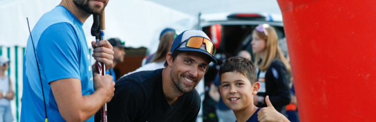 Coach Alex Mougin (FRA), Vincent Descombes Sevoie (FRA), Louison Descombes Sevoie (FRA) (l-r)