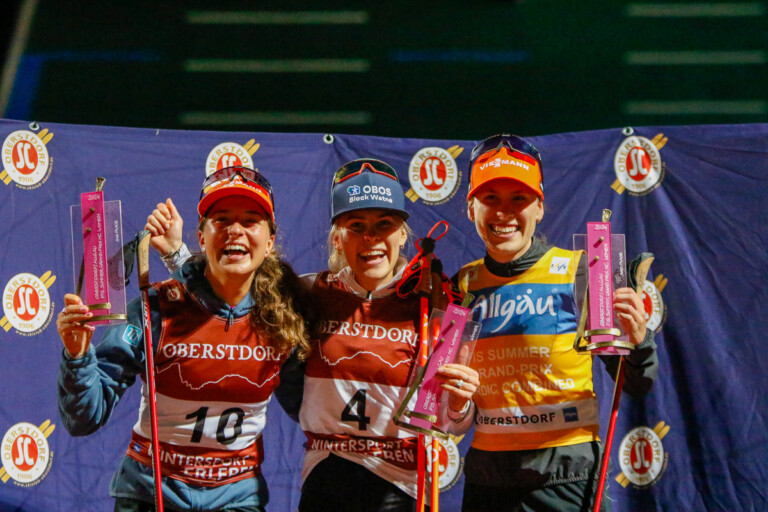 Das Podium der Damen: Nathalie Armbruster (GER), Ida Marie Hagen (NOR), Jenny Nowak (GER), (l-r)