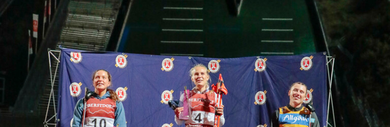 Das Podium der Damen: Nathalie Armbruster (GER), Ida Marie Hagen (NOR), Jenny Nowak (GER), (l-r)