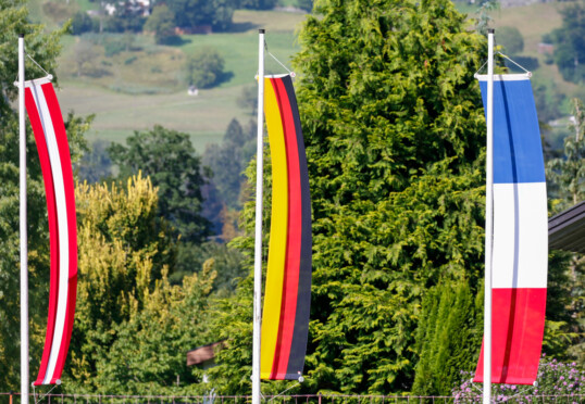 Österreich, Deutschland und Frankreich tragen den diesjährigen Sommer Grand Prix der Nordischen Kombination aus.