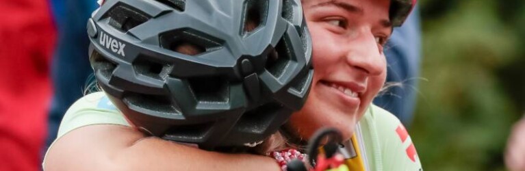 Anne Haeckel (GER), Nathalie Armbruster (GER), (l-r)