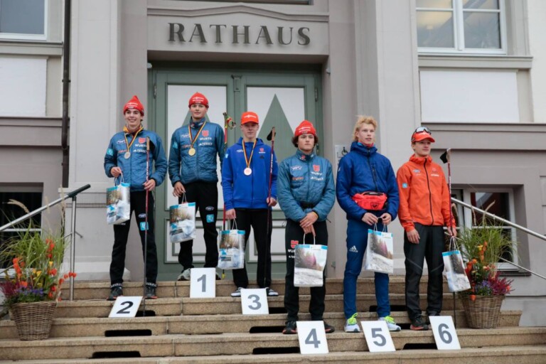 Die Top 6 der Junioren: Richard Stenzel (GER), Jonathan Graebert (GER), Felix Brieden (GER), Benedikt Graebert (GER), Matti Ebell (GER), Ansgar Schupp (GER), (l-r)