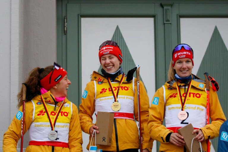Die Tagessiegerinnen: Nathalie Armbruster (GER), Jenny Nowak (GER), Svenja Wuerth (GER), (l-r)