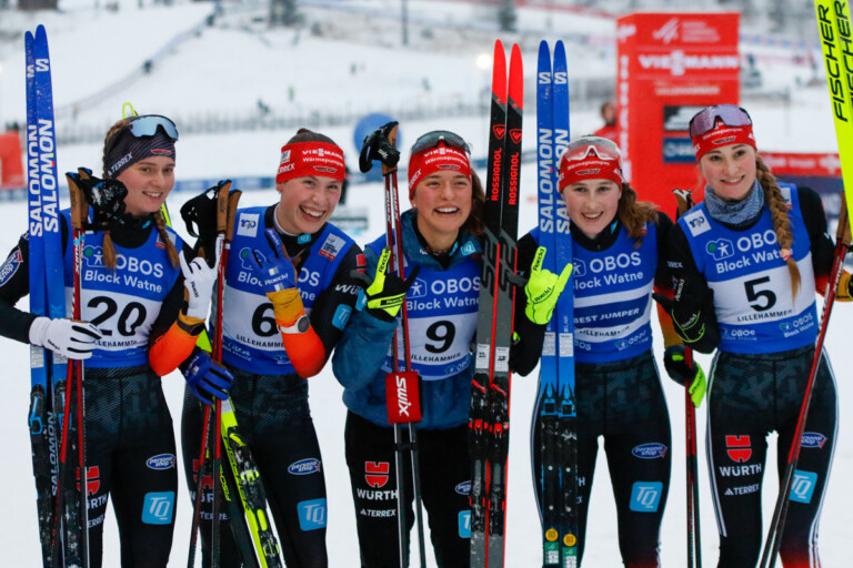 Cindy Haasch (GER), Jenny Nowak (GER), Nathalie Armbruster (GER), Maria Gerboth (GER), Ronja Loh (GER) (l-r)