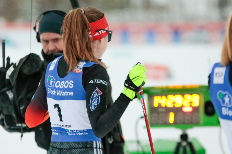 Maria Gerboth (GER) geht als Erste ins Rennen.