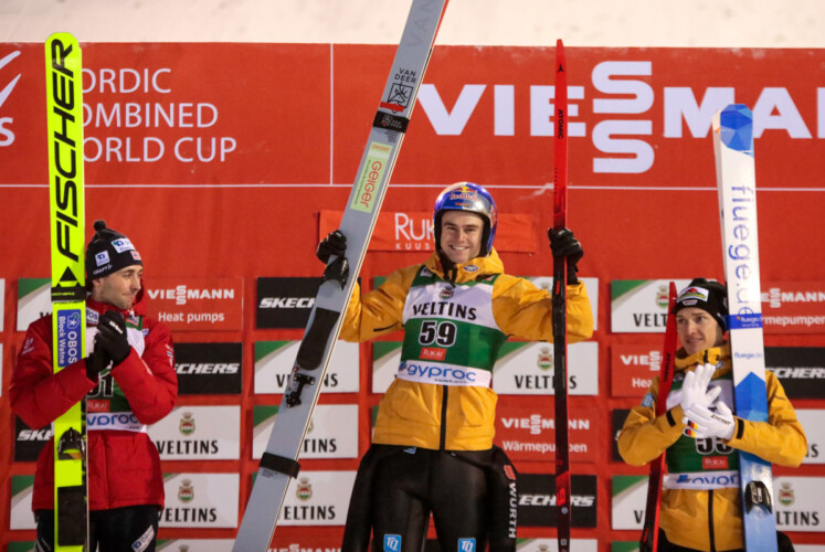 Das Podium des Tages: Jarl Magnus Riiber (NOR), Vinzenz Geiger (GER), Manuel Faisst (GER), (l-r)