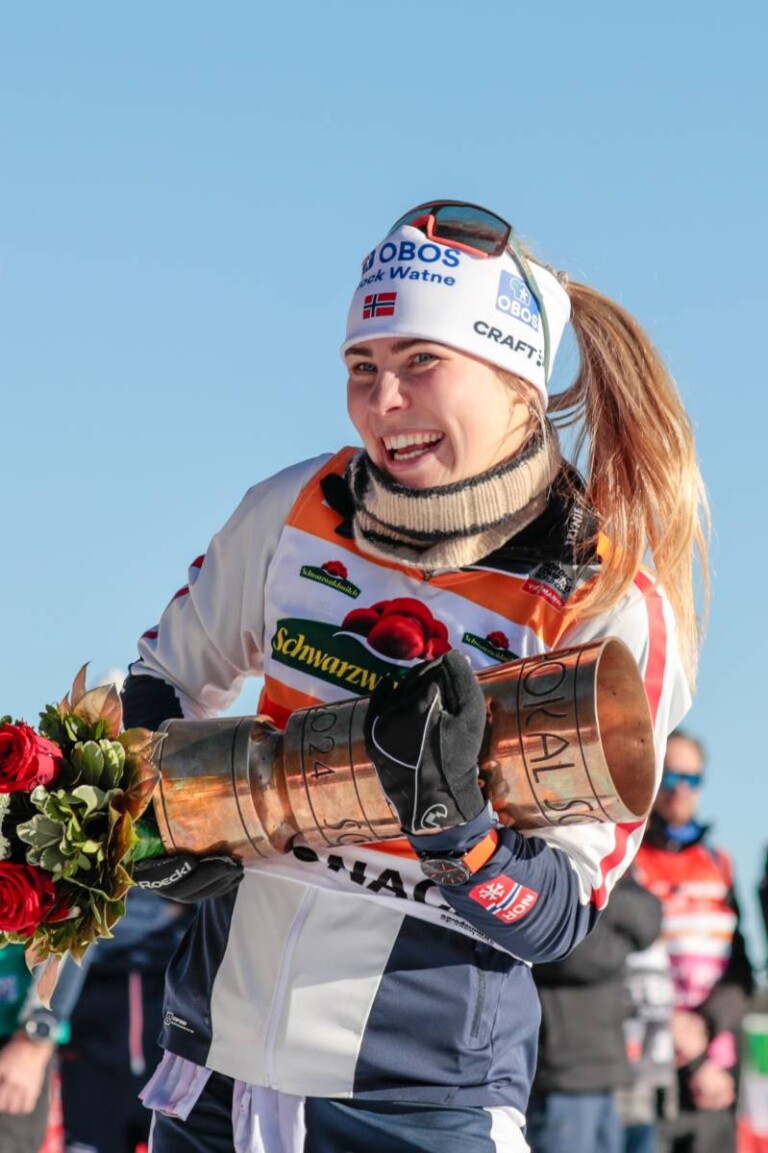 Ida Marie Hagen (NOR) gewinnt erstmals den Schwarzwaldpokal.
