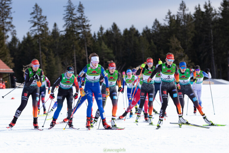 Die Damen beim Massenstart