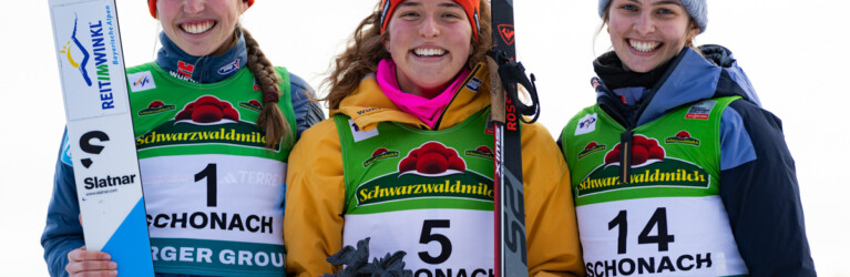 Trine Göpfert (GER), Nathalie Armbruster (GER) und Marie Nähring (GER) (l-r) beim deutschen Dreifach-Erfolg in Schonach