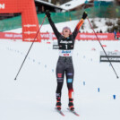 Nathalie Armbruster (GER) feiert ihren ersten Weltcupsieg.