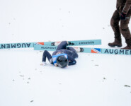 Cindy Haasch (GER) stürzte nach der Landung.