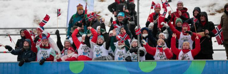 Hurra, das ganze Dorf ist da! Fans von Gyda Westvold Hansen (NOR)