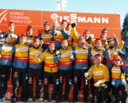 Nationensieger: Vinzenz Geiger (GER) und das deutsche Team
