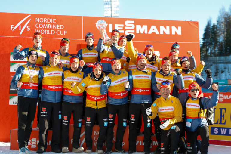 Nationensieger: Vinzenz Geiger (GER) und das deutsche Team