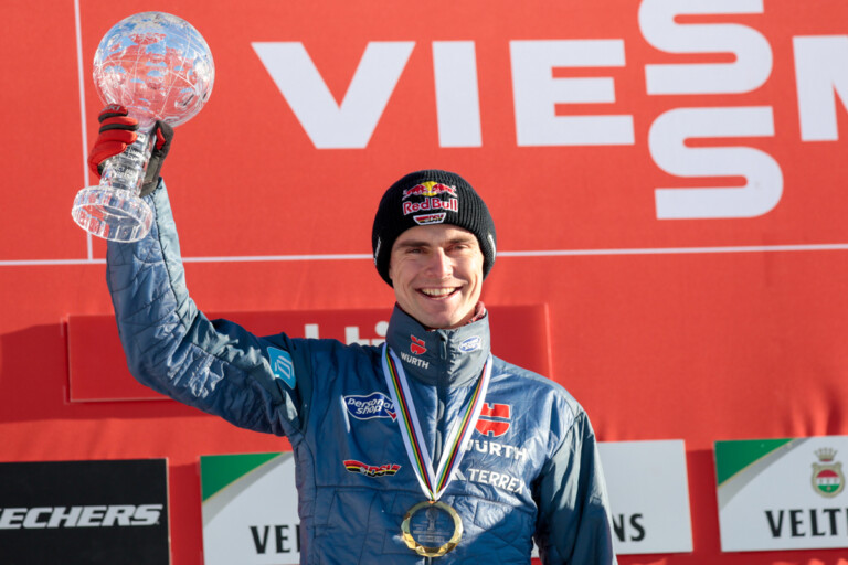 Massenstart-Sieger Vinzenz Geiger (GER)