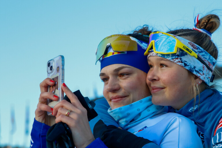 Daniela Dejori (ITA), Annika Malacinski (USA), (l-r)