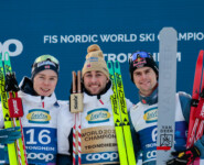 Das Podium: Jens Luraas Oftebro (NOR), Jarl Magnus Riiber (NOR), Vinzenz Geiger (GER), (l-r)