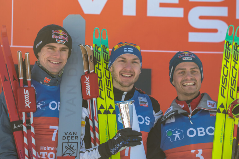 Das Podium des Tages: Vinzenz Geiger (GER), Ilkka Herola (FIN), Johannes Lamparter (AUT), (l-r)