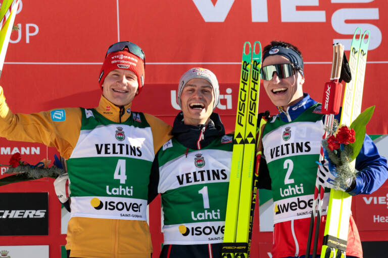 Die Tagessieger des Saisonfinals: Julian Schmid (GER), Johannes Lamparter (AUT), Laurent Muhlethaler (FRA), (l-r)