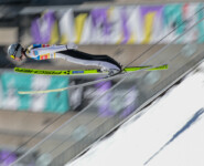 Jarl Magnus Riiber (NOR) bei seinem letzten Wettkampfsprung am Holmenkollen