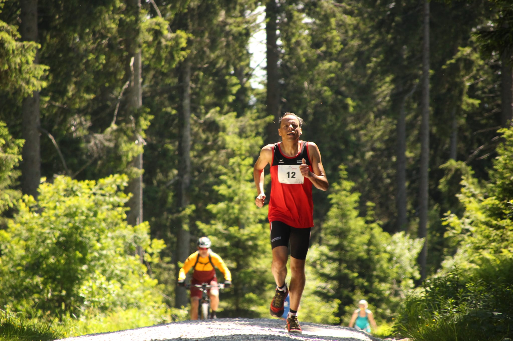 Sport-und-Spa-beim-SommerBlitz-Mountainbike-und-Trailrunning-Rennen-von-Bodenmais-zur-Chamer-H-tte
