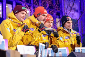 Teamweltmeister von Trondheim (NOR): Wendelin Thannheimer (GER), Johannes Rydzek (GER), Julian Schmid (GER), Vinzenz Geiger (GER), (l-r)