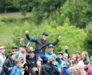 Gael Blondeau (FRA) mit seinem Fanclub