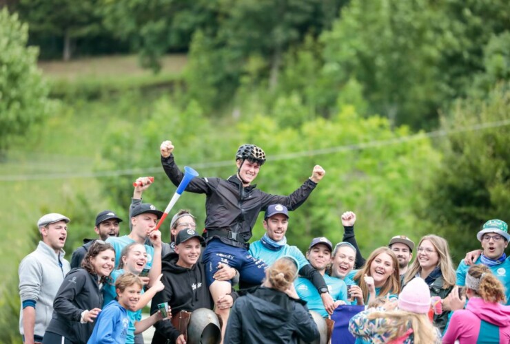 Gael Blondeau (FRA) mit seinem Fanclub