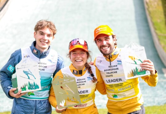 Drei Deutsche auf dem Podium: Richard Stenzel (GER), Nathalie Armbruster (GER), Johannes Rydzek (GER), (l-r)