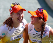 Am Ende konnten sie wieder lachen: Jenny Nowak (GER), Nathalie Armbruster (GER), (l-r)