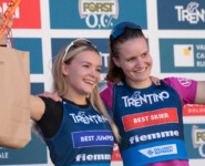 Beste Springerin und beste Läuferin: Minja Korhonen (FIN) und Ema Volavsek (SLO) (l-r)