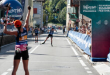 Nathalie Armbruster (GER I), Stefan Rettenegger (AUT I), Johannes Rydzek (GER I), (l-r)