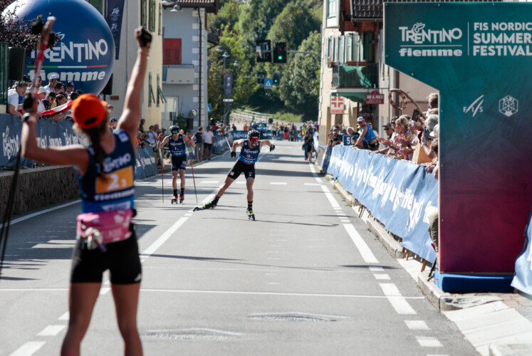 Nathalie Armbruster (GER I), Stefan Rettenegger (AUT I), Johannes Rydzek (GER I), (l-r)
