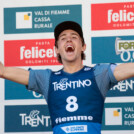Stefan Rettenegger (AUT) feiert seinen zweiten Tagessieg.