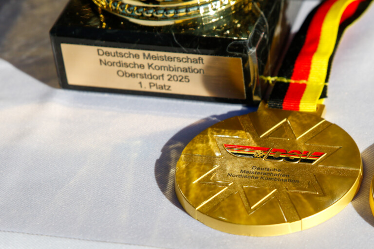 Pokale und Medaillen