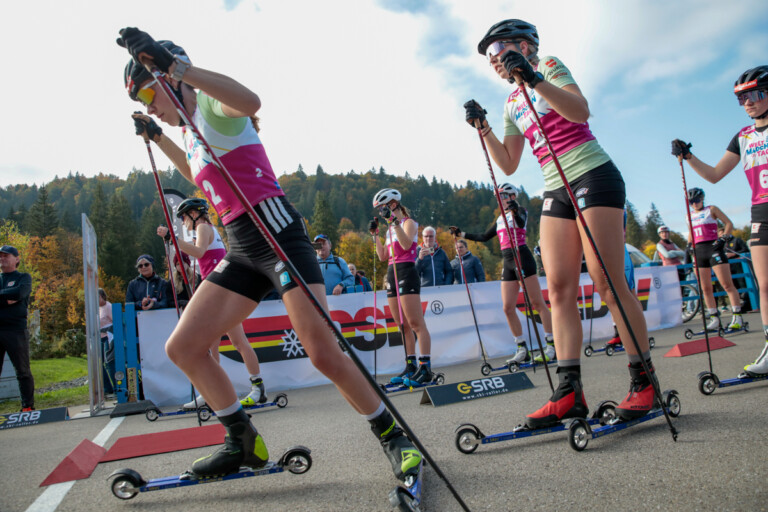 Jenny Nowak (GER), Trine Göpfert (GER), (l-r)