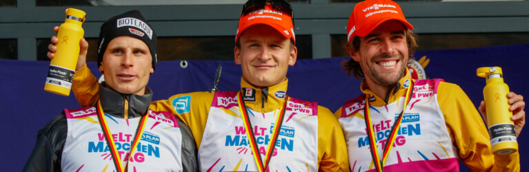 Podium bei den Männern: David Mach (GER), Julian Schmid (GER), Johannes Rydzek (GER), (l-r)