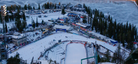 Aussicht vom Schanzenturm in Ruka (FIN)