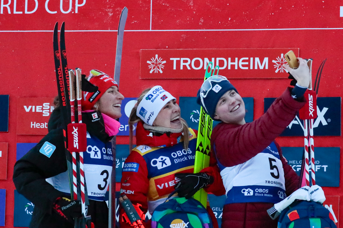 Nordische-Kombination-Impressionen-vom-Saisonauftakt-der-Frauen