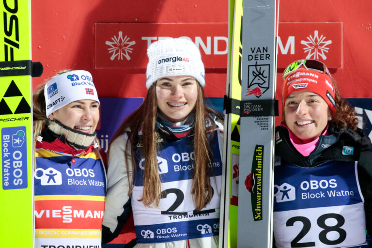 Ida Marie Hagen (NOR), Katharina Gruber (AUT), Nathalie Armbruster (GER), (l-r)
